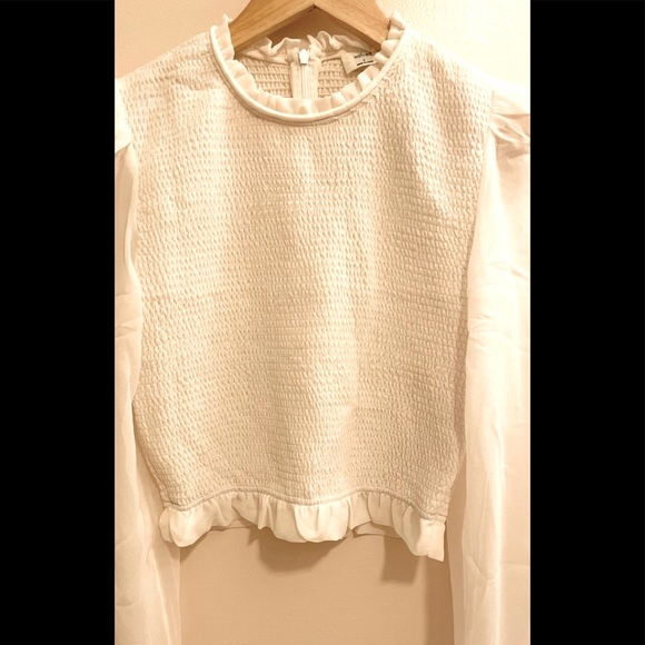 aritzia tempest blouse light birch - Picture 3 of 7